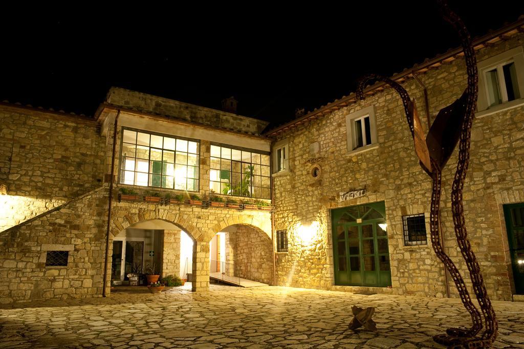 Agriturismo Tenuta Conti Faina Fratta Todina Pokoj fotografie