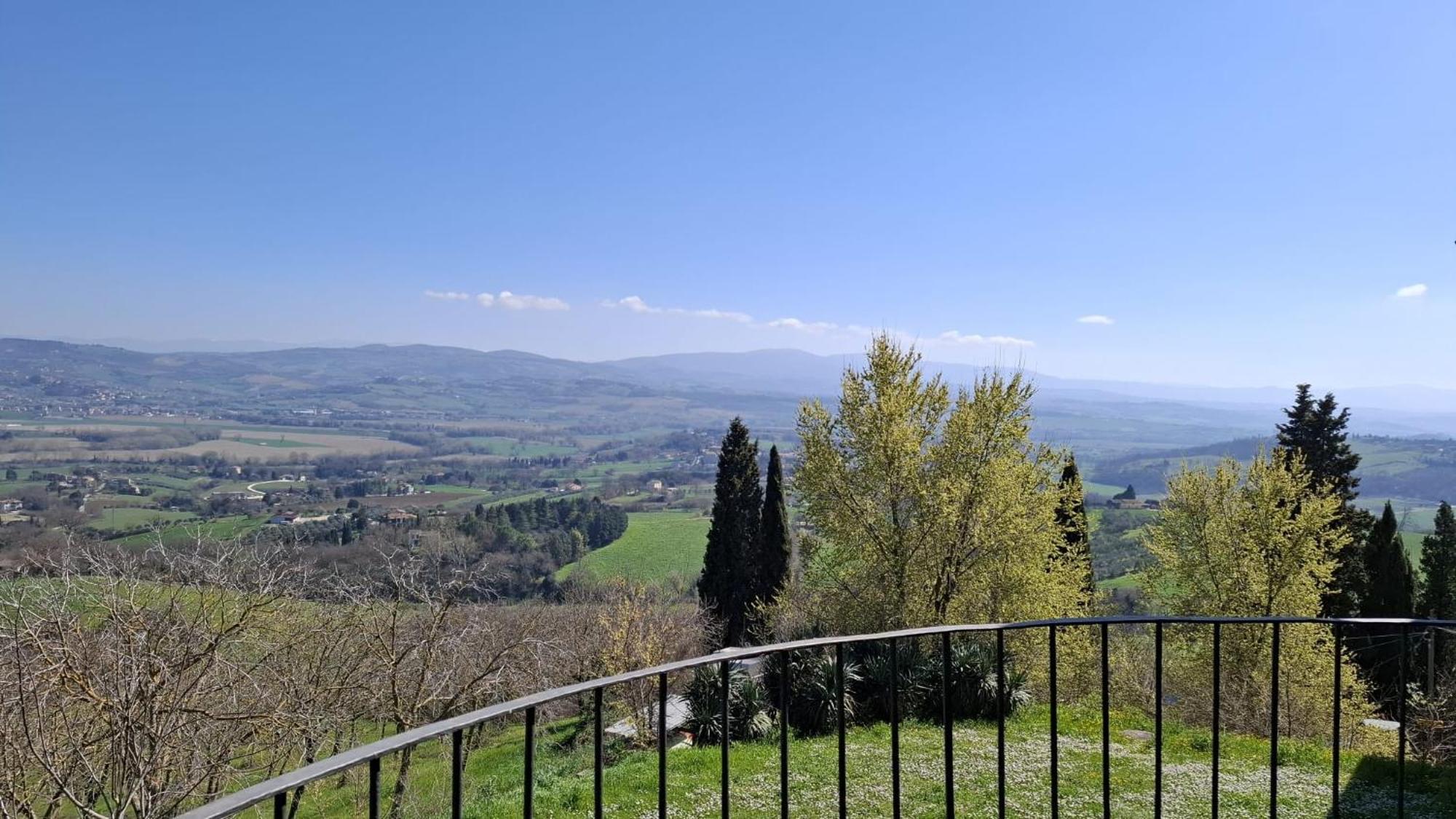 Agriturismo Tenuta Conti Faina Fratta Todina Exteriér fotografie